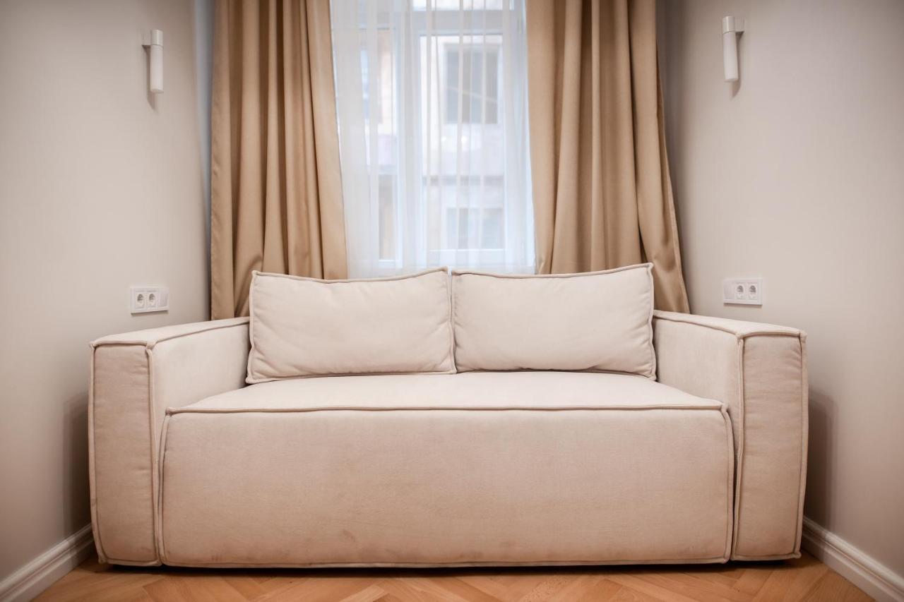 Gepner Apartments On Rynok Square Лвив Екстериор снимка
